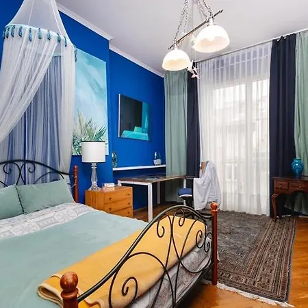 Fine Art Luxury 110 M2 , 3 Min Walk To Main Square