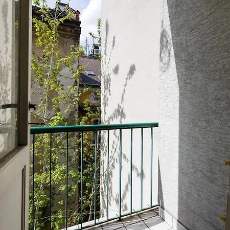 Fine Art Luxury 110 M2 , 3 Min Walk To Main Square