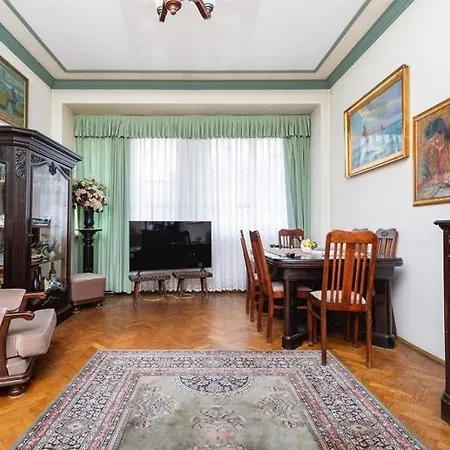 Fine Art Luxury 110 M2 , 3 Min Walk To Main Square Appartamento Cracovia