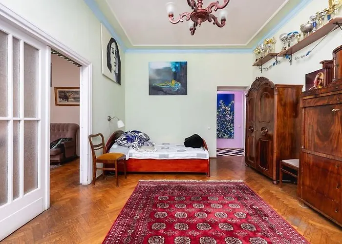 Fine Art Luxury 110 M2 , 3 Min Walk To Main Square アパート *