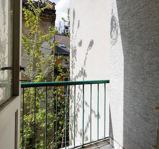 Fine Art Luxury 110 M2 , 3 Min Walk To Main Square