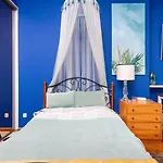 Fine Art Luxury 110 M2 , 3 Min Walk To Main Square *